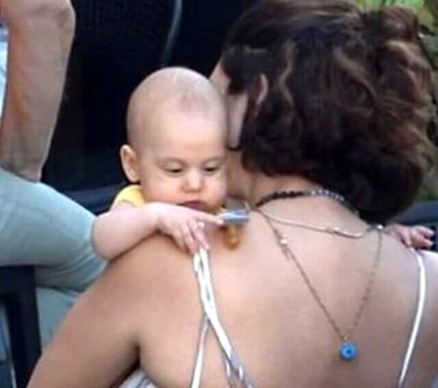 Bergüzar Korel Ve Halit Ergenç'in Bebekleri