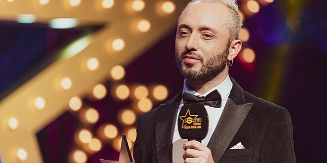 Mabel Matiz Altın Kelebek'te İki Ödül Birden Kazandı