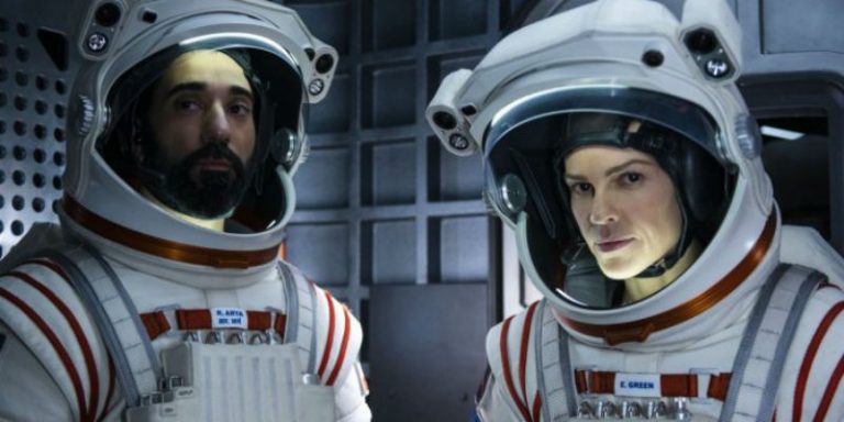 Netflix Yeni Dizisi Away’in Tanıtım Fragmanını Paylaştı! Dizinin Yayın Tarihi Belli Oldu!