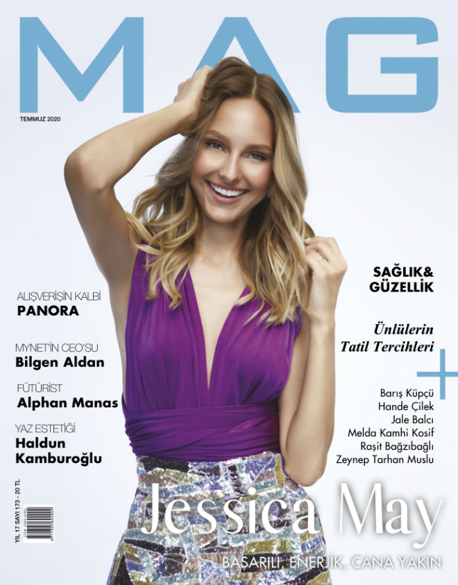 Jessica May Objektif Karşısına Geçti