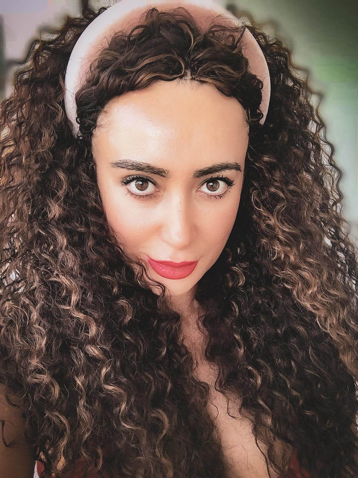 Tuğba Ünal Yeni İmajı 