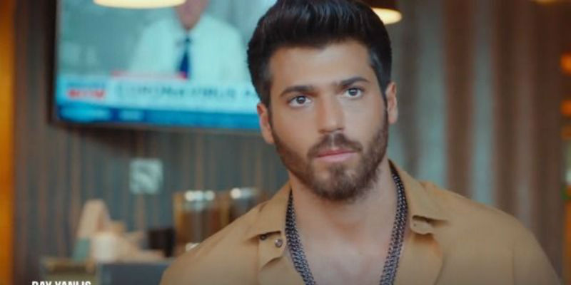 Özgür Ezgi İle Serdar'ı Görünce Yanlış Mı Anlıyor