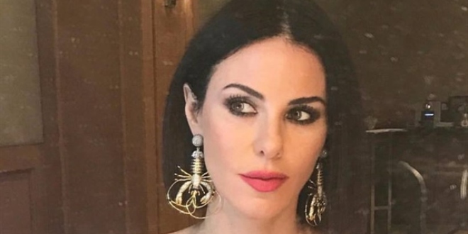 Defne Samyeli Büyüledi