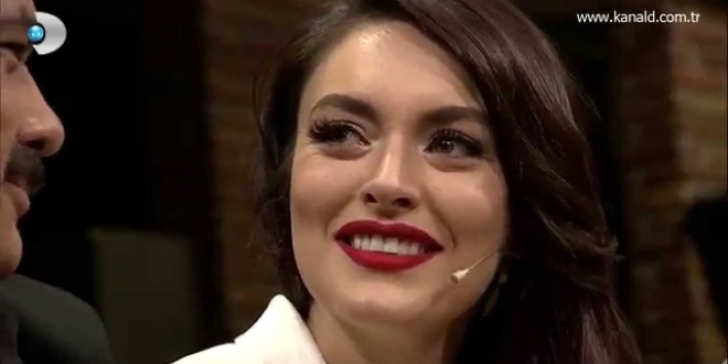 Ezgi Mola'dan Gönderme