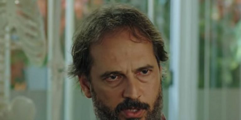 Hekimoğlu 19. Bölüm 1. Fragmanı Yayında! İpek İle Ateş Yeni Hasta İçin Birbirine Giriyor!