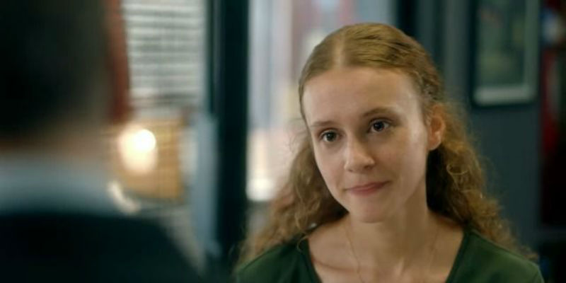 Dicle İlk Maaş Sevincini Kıraç'la Da Paylaşıyor