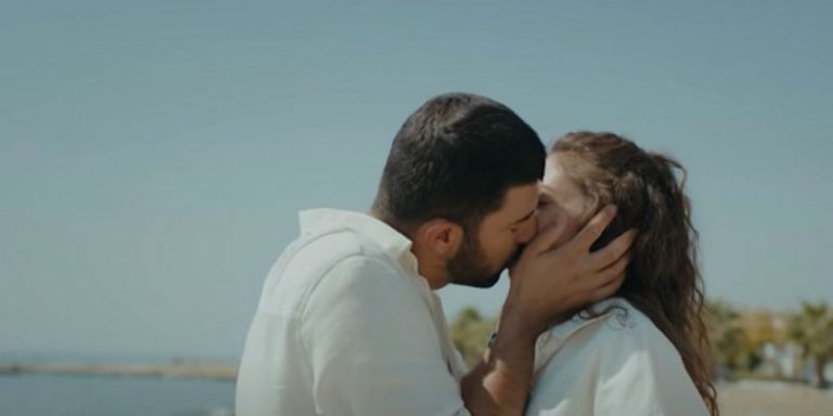 Sefirin Kızı 22. Bölüm 1. Fragmanı Yayında! Sancar Menekşe’den Boşanıp Nare’yle Evlenmek İstiyor!