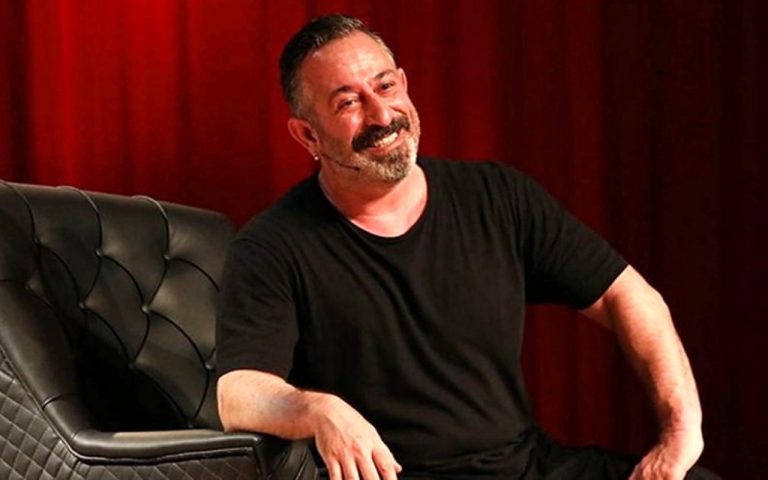 Cem Yılmaz’dan takipçisinin eleştirisine yanıt