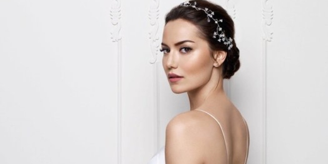 Fahriye Evcen'in Eski Fotoğrafı.