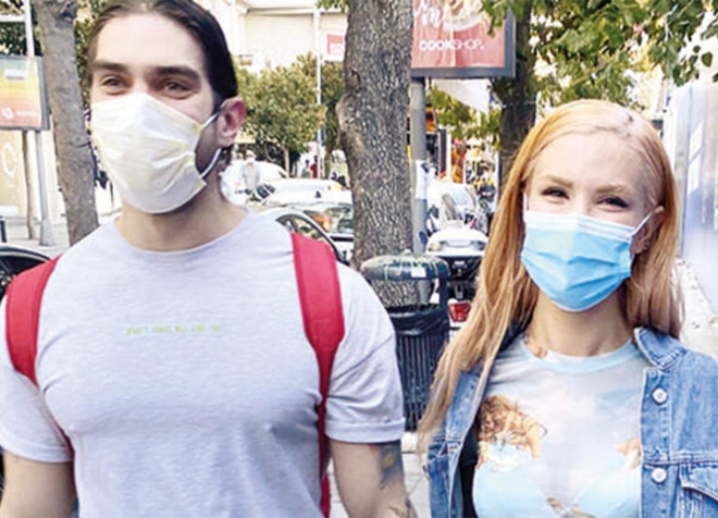 Deride Hilal Akın ve Sevgilisi