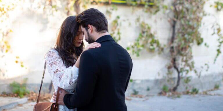 Zümrütüanka 18. Bölüm Fragmanı Yayınlandı Mı? Zümrüt Serhat’sız Olamayacağını Anlıyor!