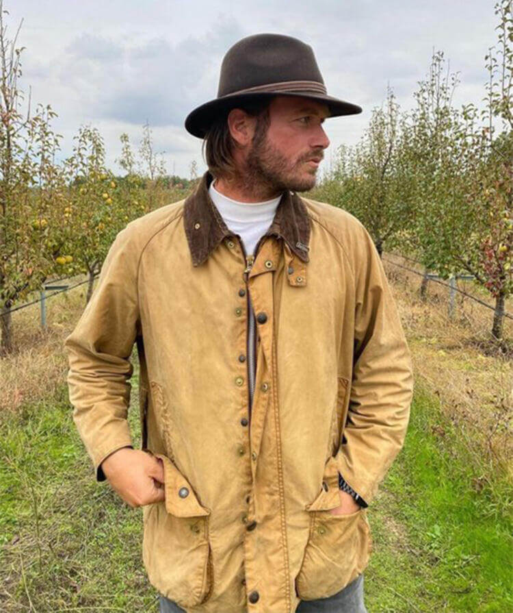 Kıvanç Tatlıtuğ'un Kovboy Tarzındaki O Fotoğrafları.