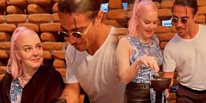 anne marie Soluğu Nusret 'in Yanında Aldı