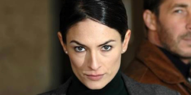 Özlem Düvencioğlu İsyan Etti