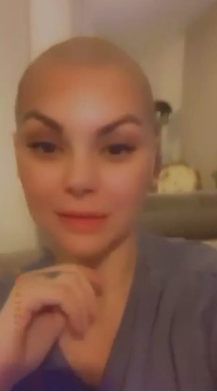 Ünlü Şarkıcı Nez'in Paylaşımı