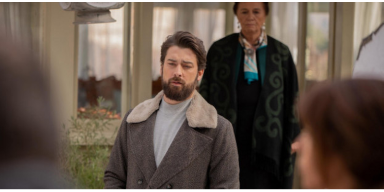 Zümrütüanka 25. Bölüm 2. Fragmanı Yayında! Zümrüt Azimet’i Konaktan Kovuyor!