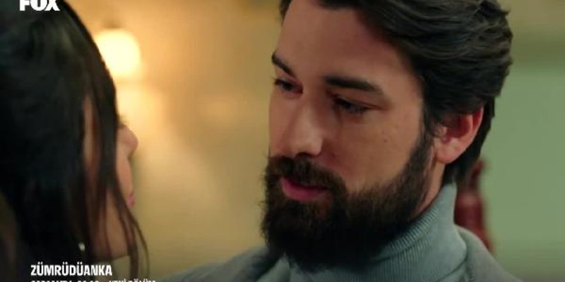 Zümrüt Serhat'a Baba Olacağı Müjdesini Veriyor