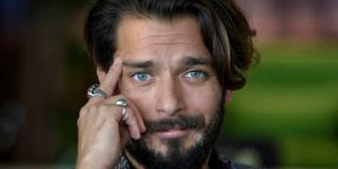 Hayrettin Karaoğuz Kimdir