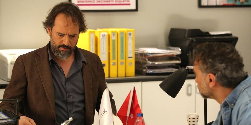 Mahir Komiser Ateş'in Peşini Bırakmaya Niyeti Yok