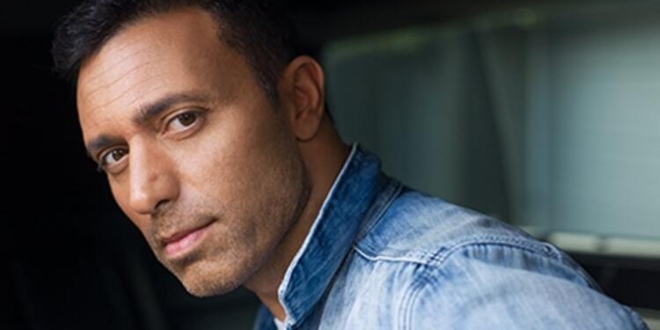 Mustafa Sandal'dan İlanı Aşk