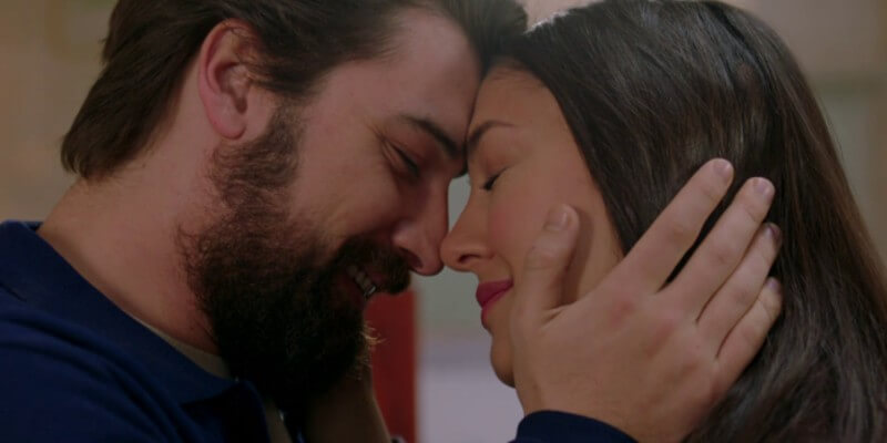 Zümrüt İle Serhat Arasındaki Tüm Engeller Kalkıyor