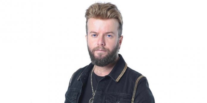 Cüneyt Yalmaz Kimdir