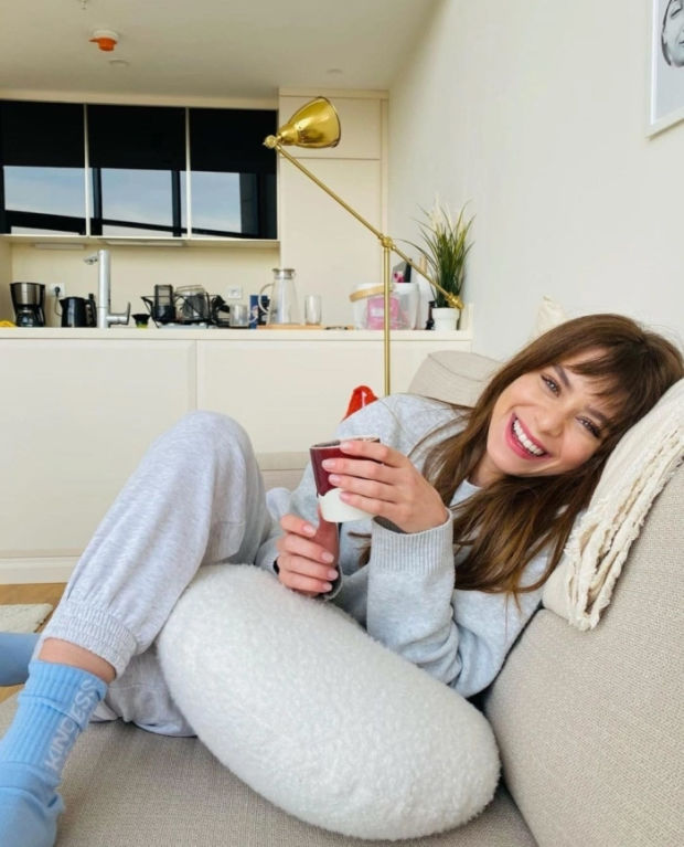 Hülya Avşar’dan Deniz Çakır Açıklaması