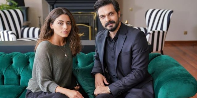 Halil İbrahim Ceyhan ve Sıla Türkoğlu El Ele Yakalandı