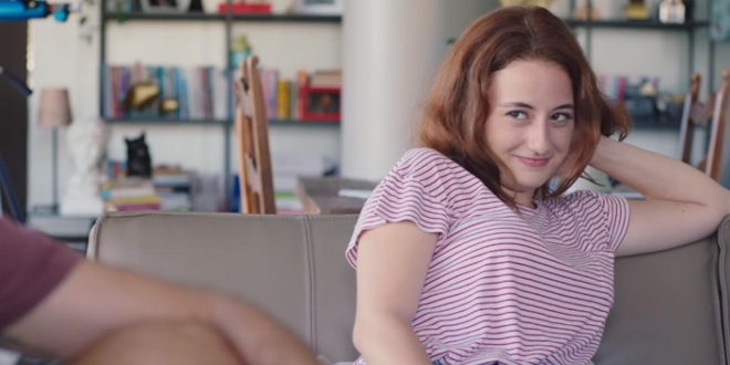 Nazlı Bulum Kimdir?