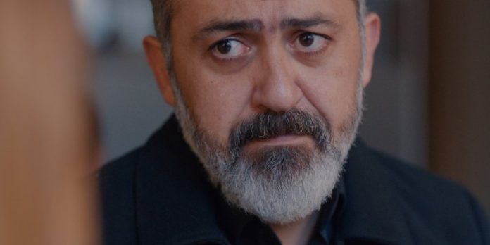 Emmi'nin Öldürülmesi Bardağı Taşırıyor