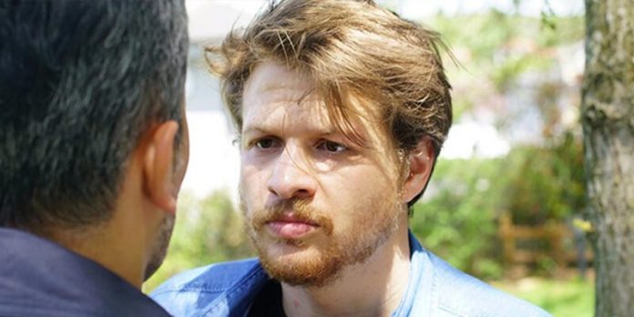 Tarık Yapıyor Yine Yapacağını