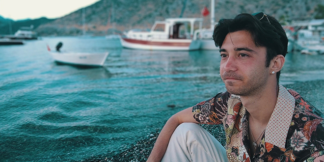 Ali Özcan ‘dan Bir Ege Klibi “Bıraktım Kendimi”