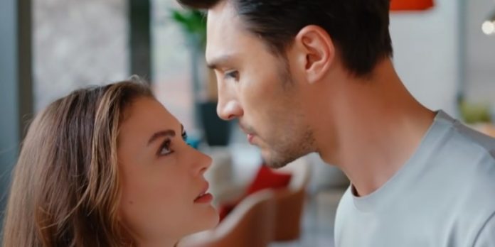 Ozan Esra'ya Taviz Vermiyor