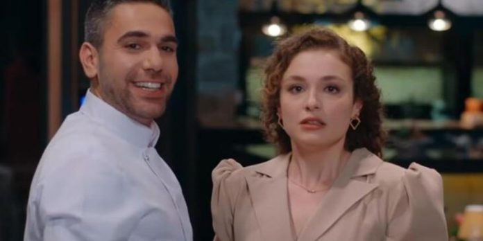 Naz İle Fırat Fena Yakalanıyor