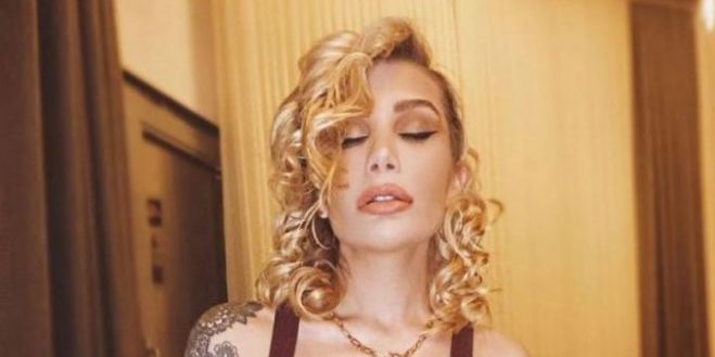 Tedbirleri Çiğneyen İrem Derici O Anlarla Dalga Geçti