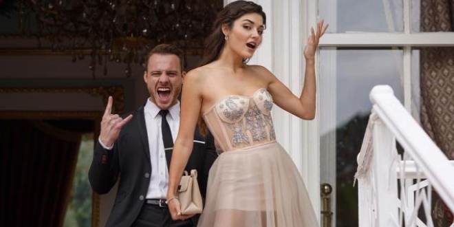 Kerem Bursin Canlı Yayında Küfür Etti!