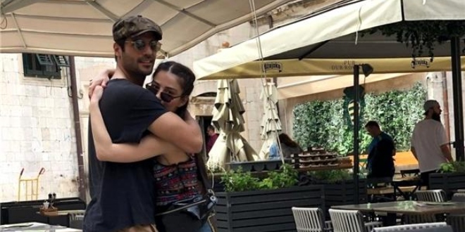 Serkan Çayoğlu ve Özge Gürsel'den Romantik Paylaşım