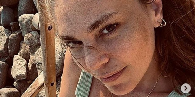 Aslı Enver'in Doğal Haline Beğeni Yağdı