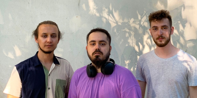 Mart Gibi “Sıradan Zaferler” İle Yeniden Karşımızda…