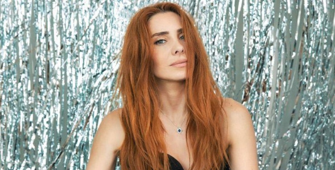 Nur Fettahoğlu'ndan Mayo Pozu