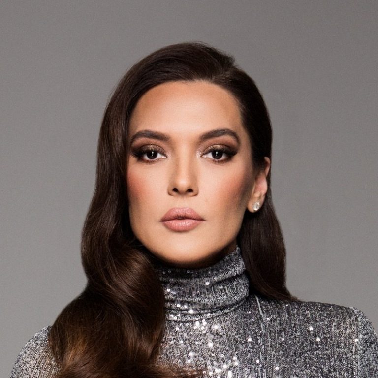 Demet Akalın’ı Eşi Okan Kurt Kandırdı!