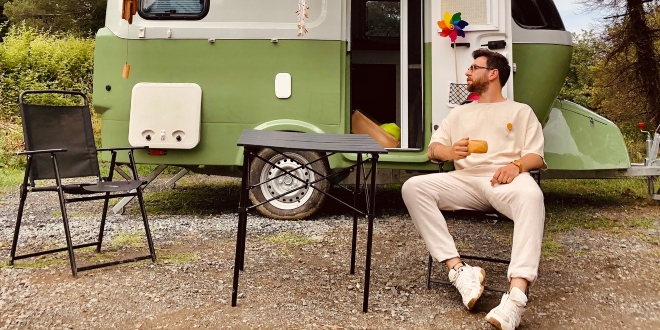 Akustikadam'ın Yeni Şarkısı 