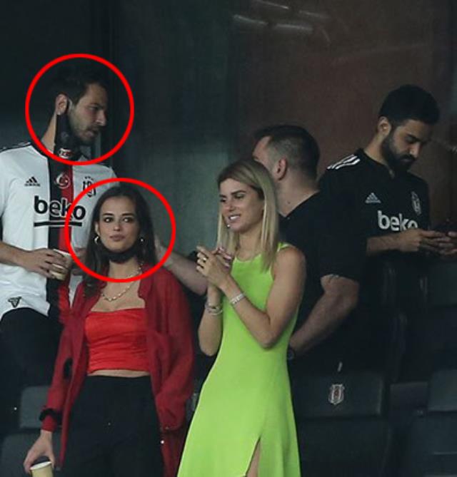 Hakan Sabancı İle Elif Aksu Aynı Karede