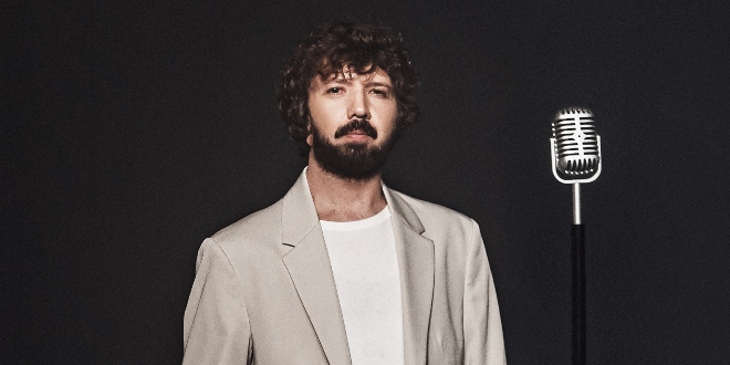 Burak Girginer' den Yepyeni Bir Çıkış : 