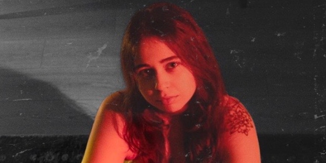 Deniz Aysev' den Yaşanmışlığın Yazdırdığı Şarkı: 'Saymadım' 