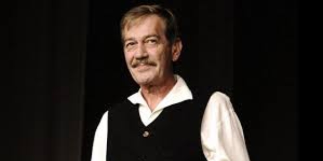 Ferhan Şensoy Kimdir?