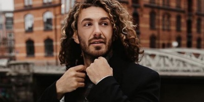 Kayhan Kilbaşoğlu: Vatan Hasreti Yaşıyorum