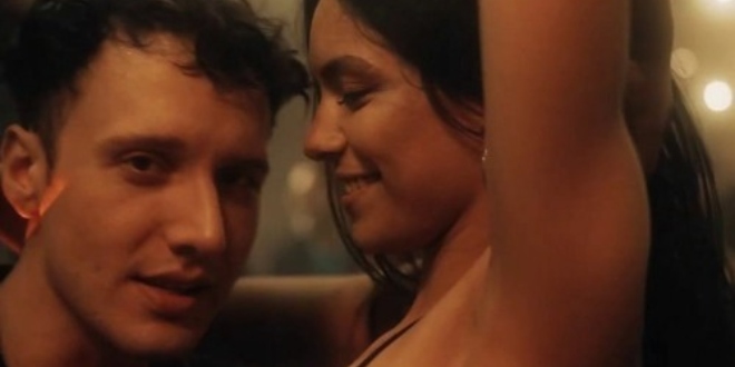 Edis ‘Arıyorum’ İle Tüm Platformlarda Zirvede.