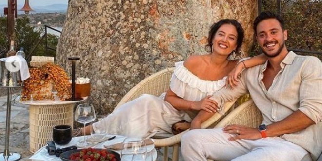 Pelin Akil'den Üçüncü Çocuk Açıklaması