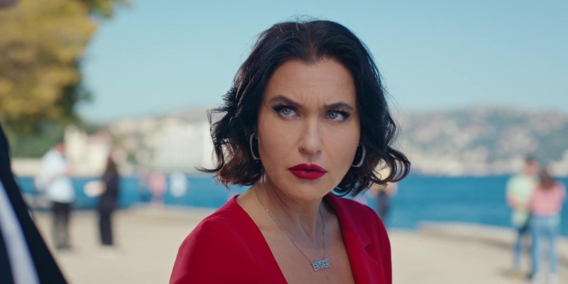 Ender Kimin Yaşadığını Öğreniyor